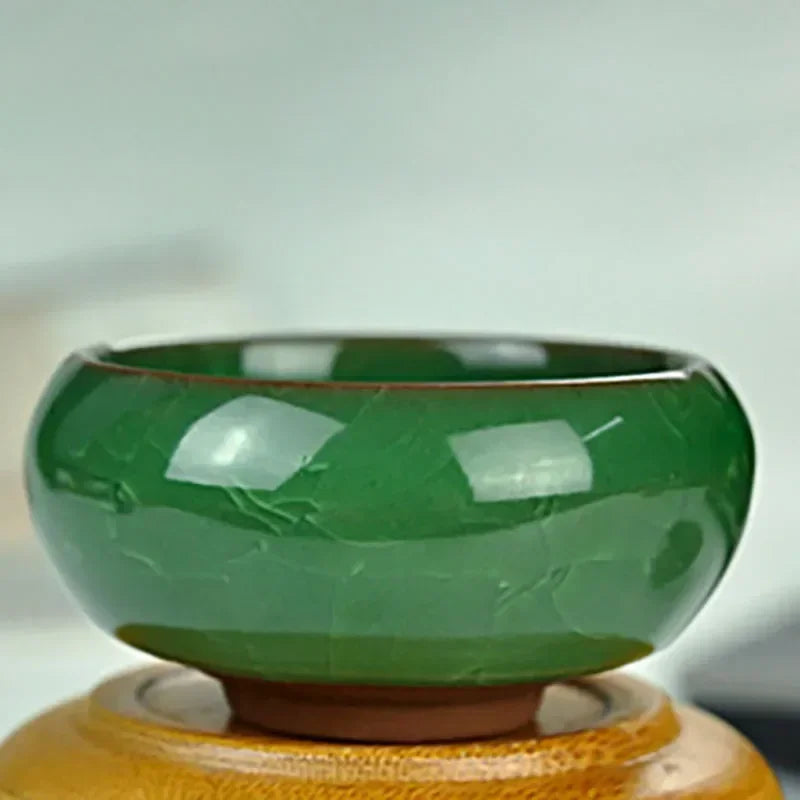 Pequena Vasilha de Cerâmica Japonesa Artesanal com Efeito Craquelado