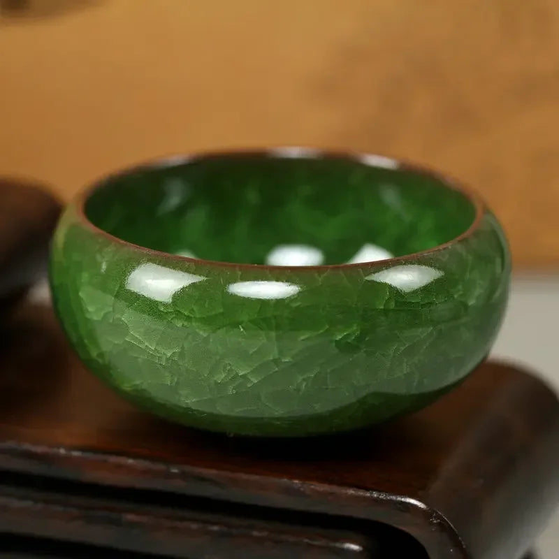 Pequena Vasilha de Cerâmica Japonesa Artesanal com Efeito Craquelado
