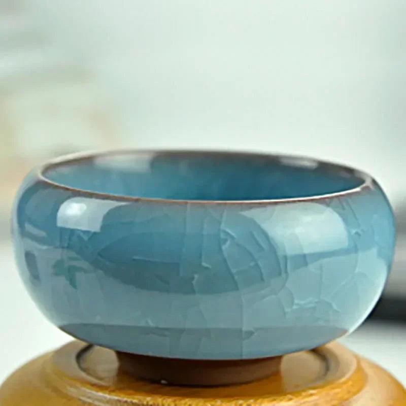 Pequena Vasilha de Cerâmica Japonesa Artesanal com Efeito Craquelado