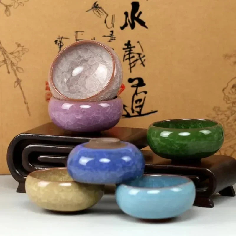 Pequena Vasilha de Cerâmica Japonesa Artesanal com Efeito Craquelado